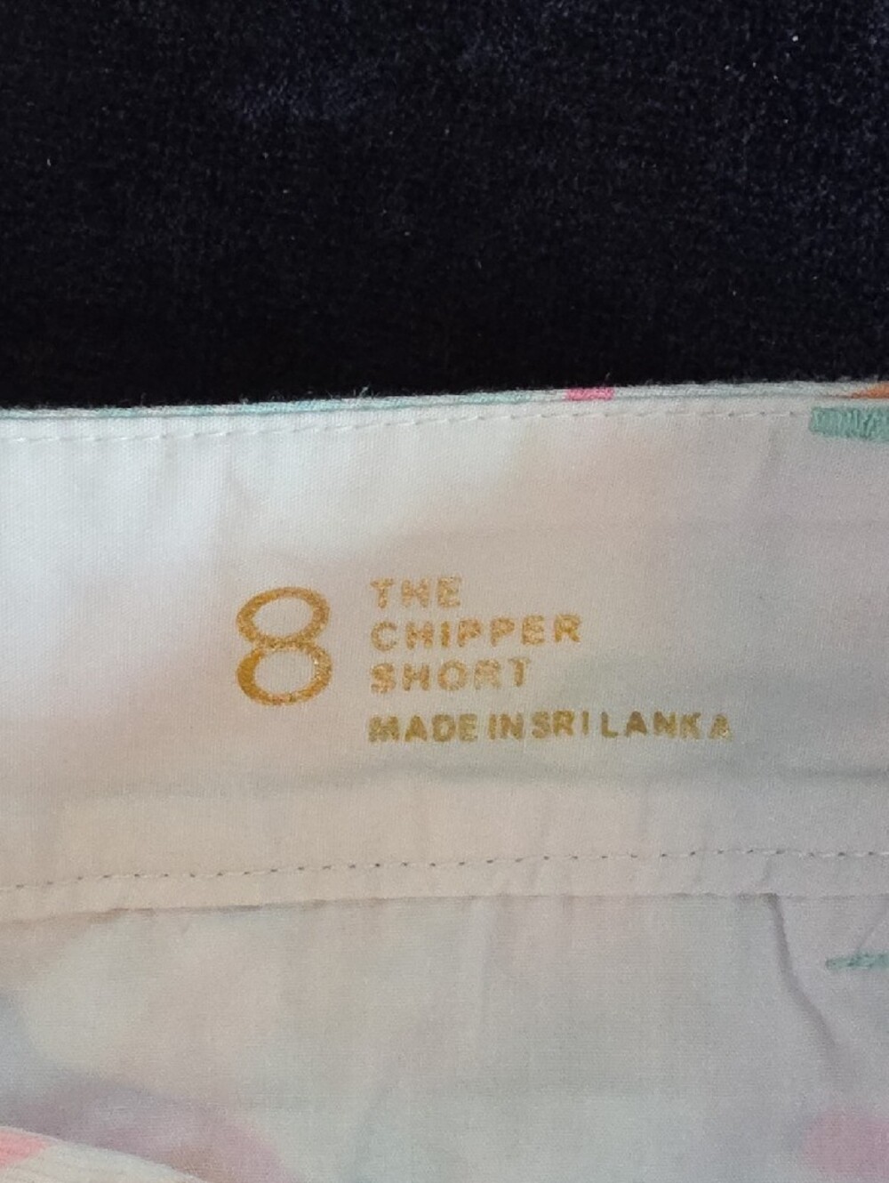 Lilly Pulitzer Coral, Pink & Aqua Printed Bermuda Shorts Size 8 - Picture 4 of 6